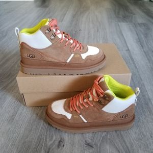 ugg heritage sneaker